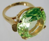 A 14ct gold cocktail ring set with green citrine s