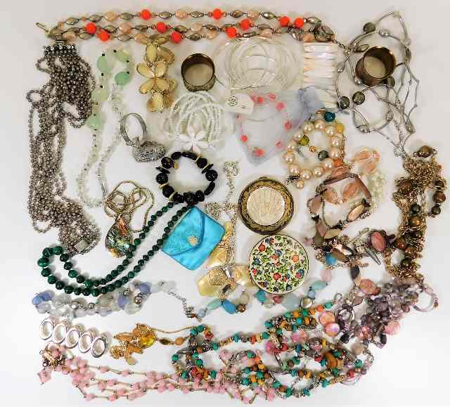 A quantity of costume jewellery including a malach