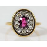 An antique 18ct gold ring set with 0.6ct diamond &