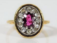 An antique 18ct gold ring set with 0.6ct diamond &