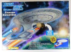 Playmates Boxed Star Trek Starship Enterprise Collectors Edition 017803