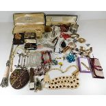 A large quantity of costume jewellery and other it