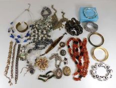 A quantity of costume jewellery including some sil