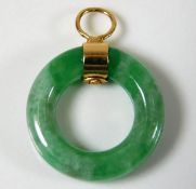 An 18ct mounted jade ring pendant 1.7g
