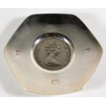 A silver mounted Elizabeth II coin trinket dish 66