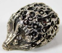 A small hallmarked silver hedgehog 23.9g