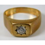 A 9ct gold ring set with paste stone 7.4g size Y