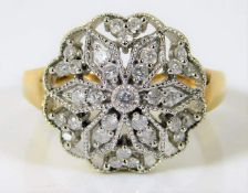 A 9ct gold ring set with approx. 0.43ct diamonds 4