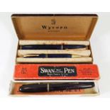 A boxed Wyvern pen and pencil set twinned with a S