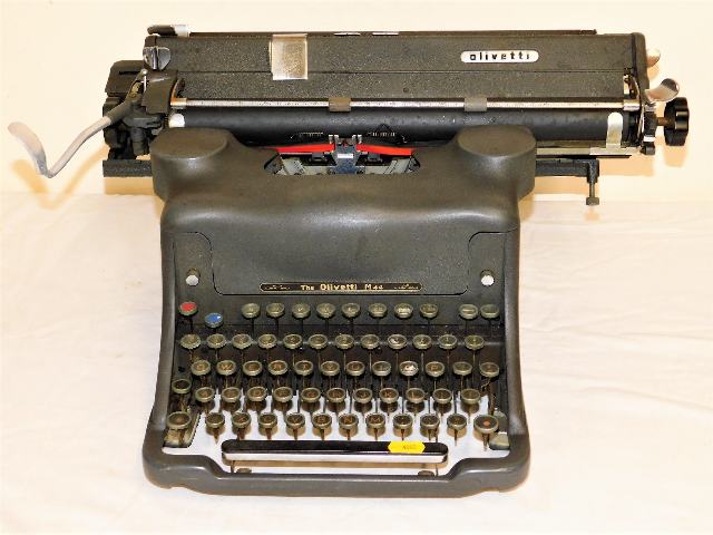 Olivetti M44 Typewriter