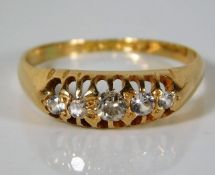 A 15ct gold antique ring set with approx. 0.28ct o