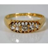 A 15ct gold antique ring set with approx. 0.28ct o