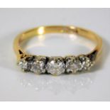 An antique 18ct gold ring set with approx. 0.33ct