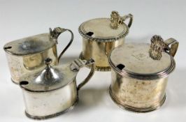 Four silver condiment pots, two without liners, si