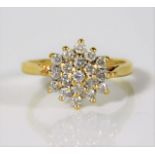An 18ct gold ring set with 0.5ct diamond 3.5g size