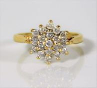 An 18ct gold ring set with 0.5ct diamond 3.5g size
