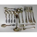A quantity of silver & white metal cutlery 103g