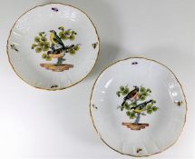 A pair of 19thC. Meissen bird dishes, one with sma