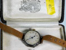 A ladies vintage silver Daxi wristwatch with box