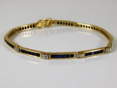 A 14ct gold sapphire & diamond bracelet 8.7g