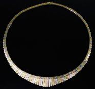 A three gold 9ct gold necklace 16in long 21g