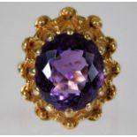 A 9ct gold ring set with amethyst 8.4g size M/N
