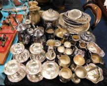 Four antique silver plated grapefruit dishes twinn