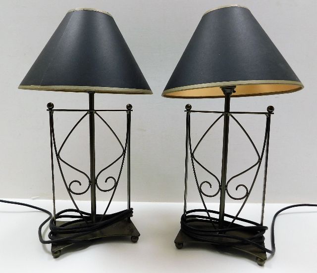 A pair of decorative modern metal framed table lam