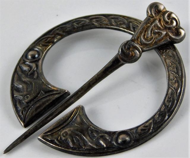 A 1964 Birmingham silver Celtic penannular brooch