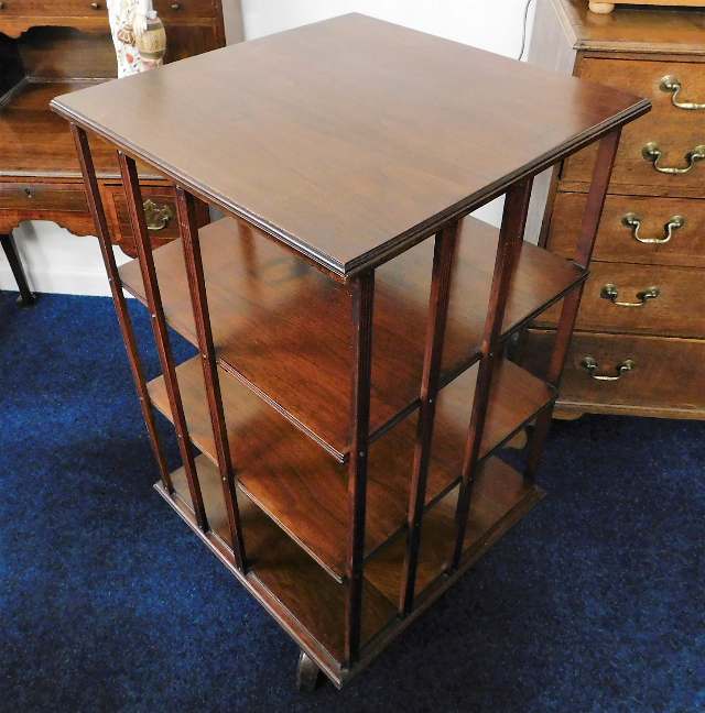 A Victorian mahogany revolving bookcase 41.5in hig