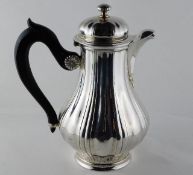 A French 0.950 silver coffee pot approx. 335g