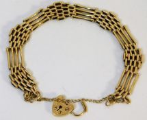 A 9ct gold gate bracelet 14g