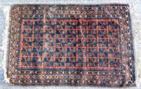 An early 20thC. Persian style rug 46in x 28in