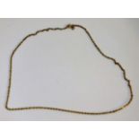 A 9ct gold chain 1.6g