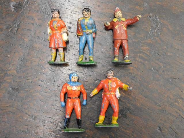 Five Britains style lead Dan Dare comic figures stamped ENGLAND across shoulders possibly by Crescen