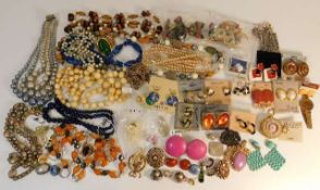 A quantity of costume jewellery items including iv