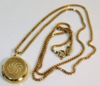 A 9ct gold locket & chain 11.1g