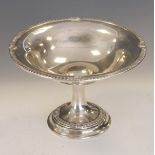 Edward VII pedestal dish, Birmingham 1908, 15cm diameter x 10cm high, 3.7toz Condition: