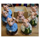 Seven assorted Wade Nat West Bank pig money boxes in three variants (7) Condition: