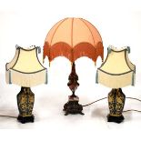 Reproduction gilt metal-mounted marble table lamp, together with a pair of Chinese-style lamps (3)