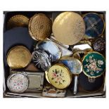 Collection of powder compacts Condition: