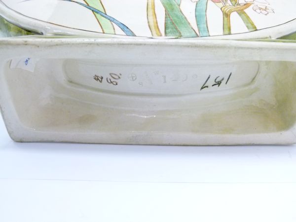 19th Century Minton Art Pottery Studio pilgrim flask vase having two moulded handles to the - Bild 8 aus 9