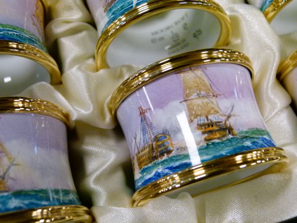 Peter Graves for Moorcroft - Set of six limited edition painted enamel 'Trafalgar' napkin rings, - Bild 4 aus 9