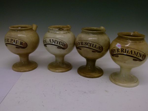 Three 19th Century apothecary's creamware syrup jars, each having a painted title cartouche, moulded - Bild 6 aus 7
