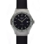 Hublot - Gentleman's Classic Fusion stainless steel wristwatch, ref: B1915.1, the black dial with