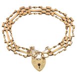 9ct gold gate link bracelet having heart shaped clasp, 8.1g gross approx Condition: