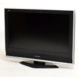 Panasonic Viera 32" television with remote Condition: