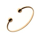 9ct gold torque bangle, 17.6g approx Condition: