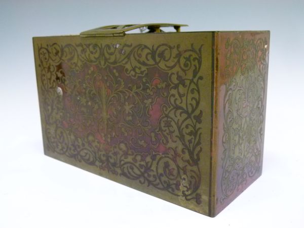 19th Century French boulle red tortoiseshell and brass book box, the brass locking bar with engraved - Bild 5 aus 10