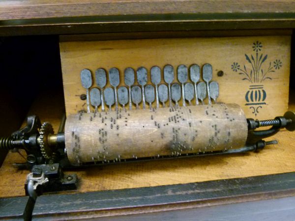 Late 19th/early 20th Century American 'Cabinet Roller Organ', by the Autophone Co., Ithaca New York, - Bild 5 aus 12